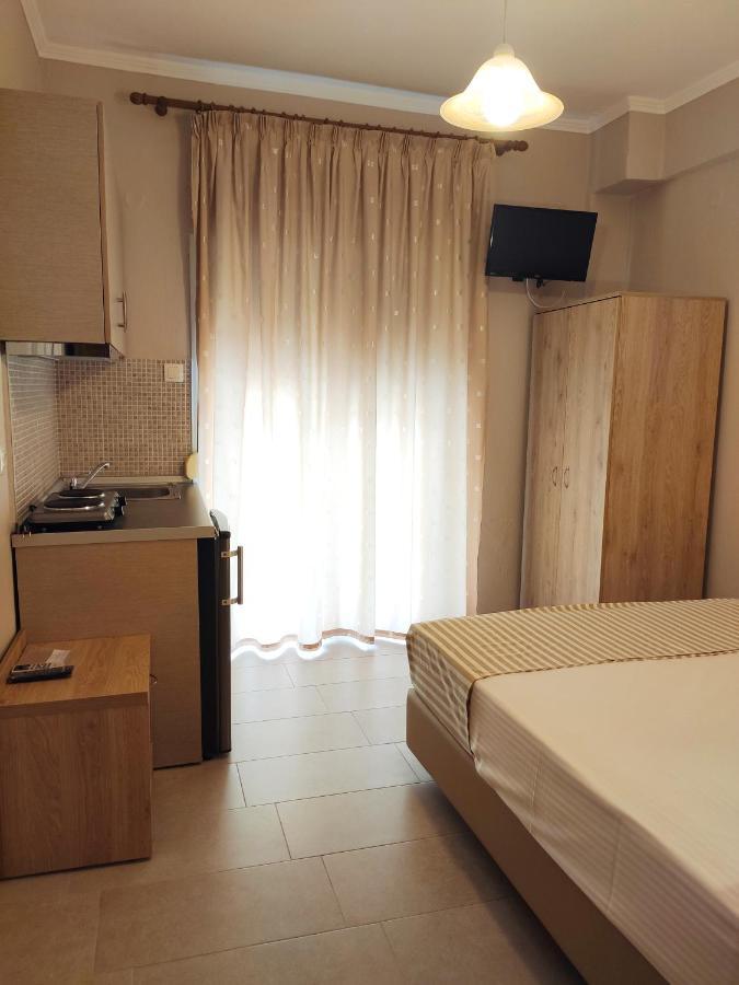 Giannas House Aparthotel Sarti Ngoại thất bức ảnh