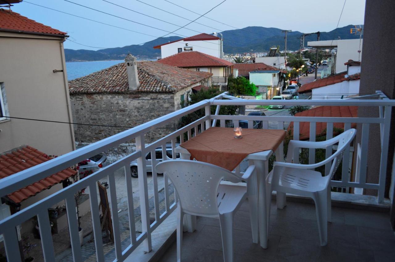 Giannas House Aparthotel Sarti Ngoại thất bức ảnh