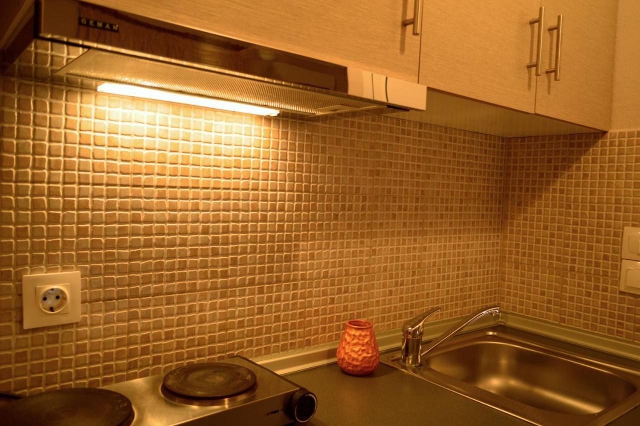 Giannas House Aparthotel Sarti Ngoại thất bức ảnh