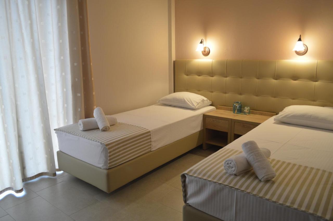 Giannas House Aparthotel Sarti Ngoại thất bức ảnh