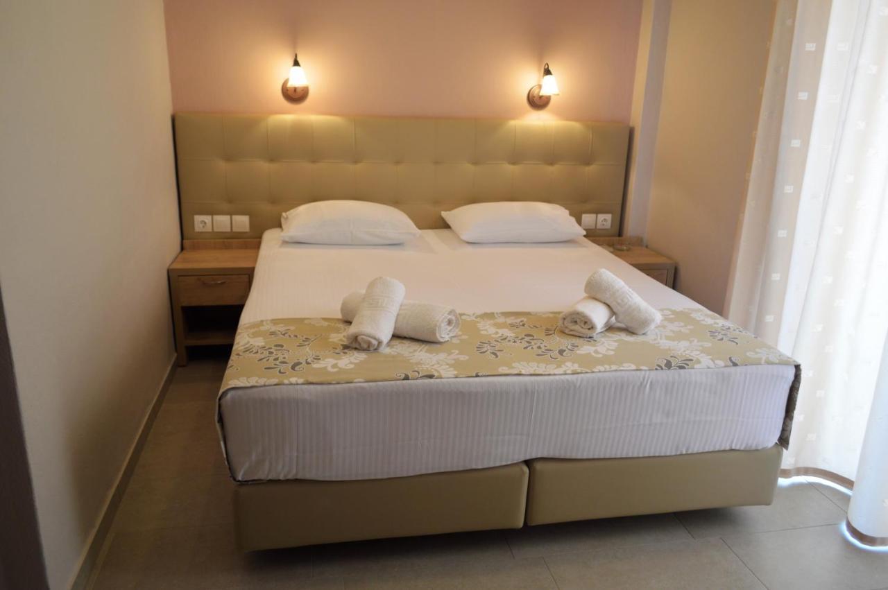 Giannas House Aparthotel Sarti Ngoại thất bức ảnh
