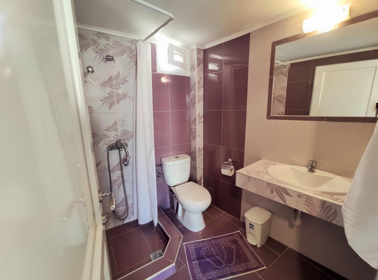 Giannas House Aparthotel Sarti Ngoại thất bức ảnh